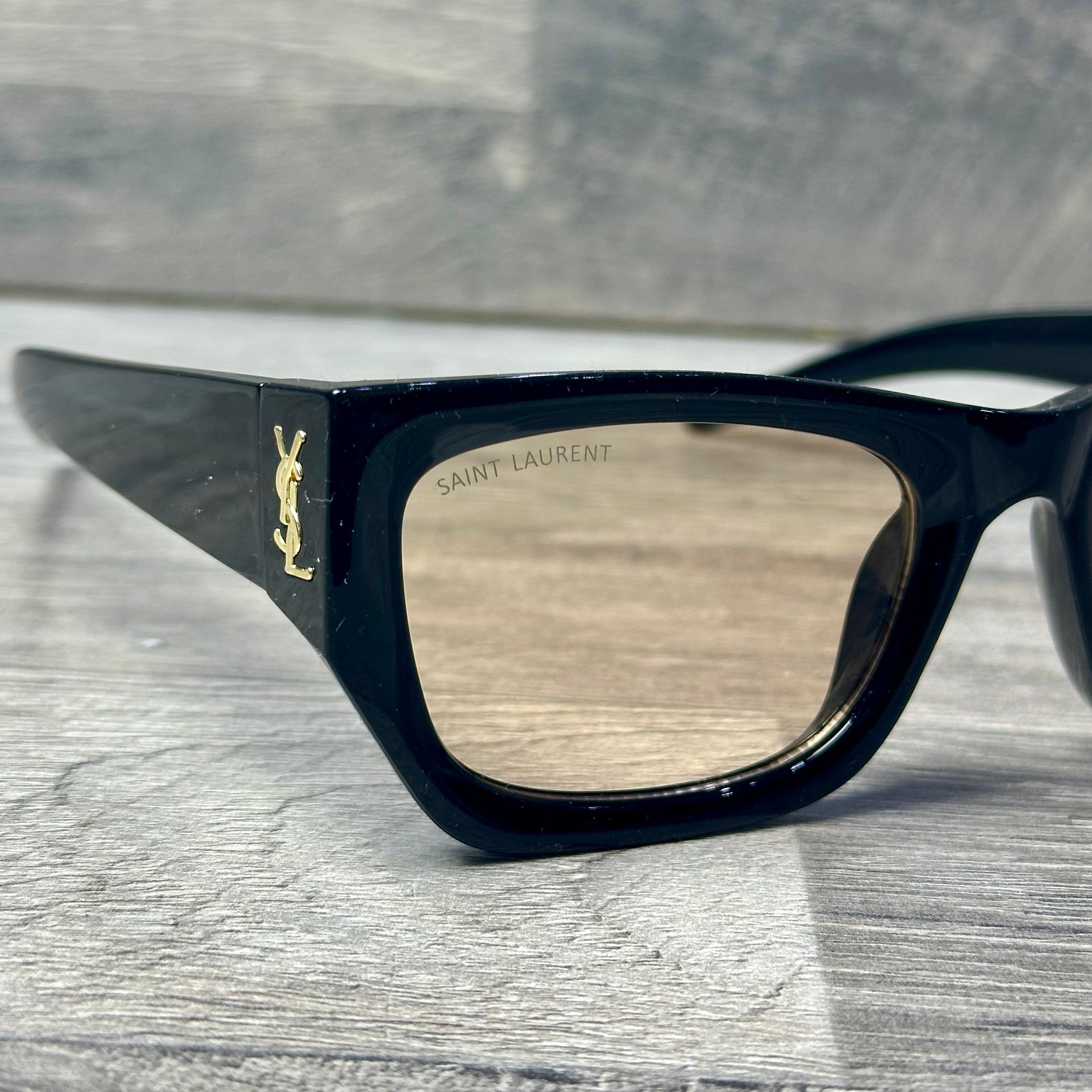 YvesSaintLaurent YSL M140