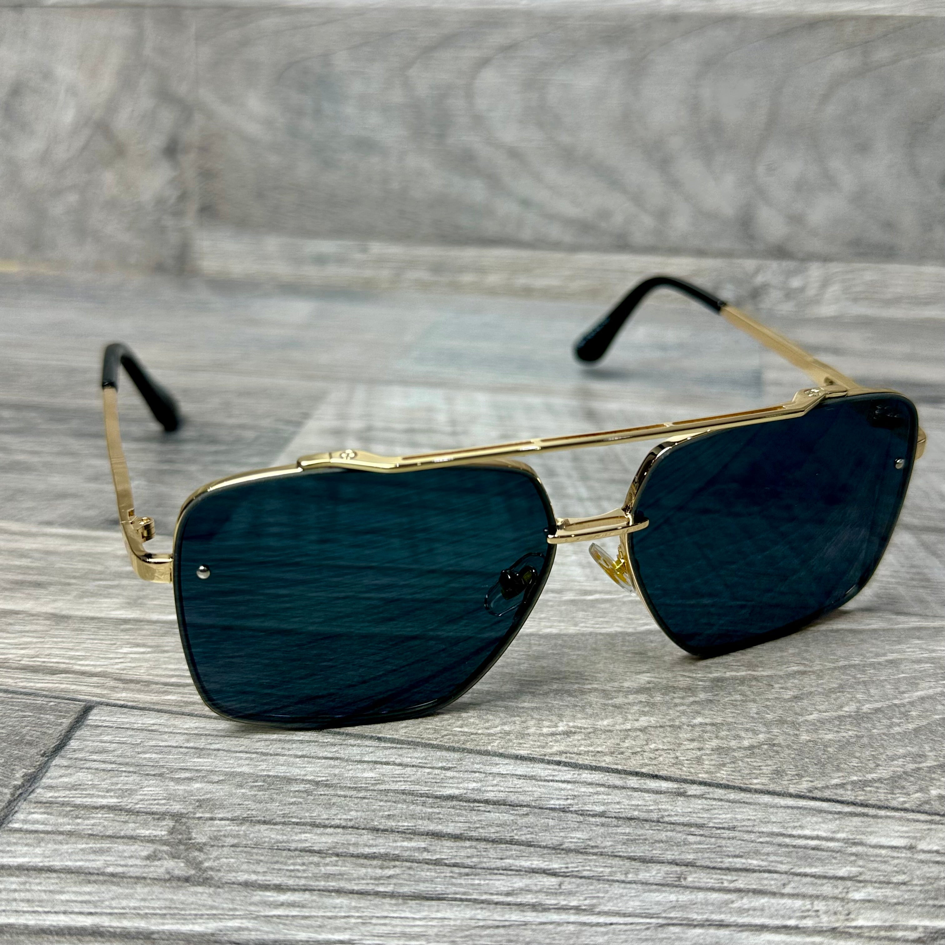 Dita 077 - Black Gold 2026