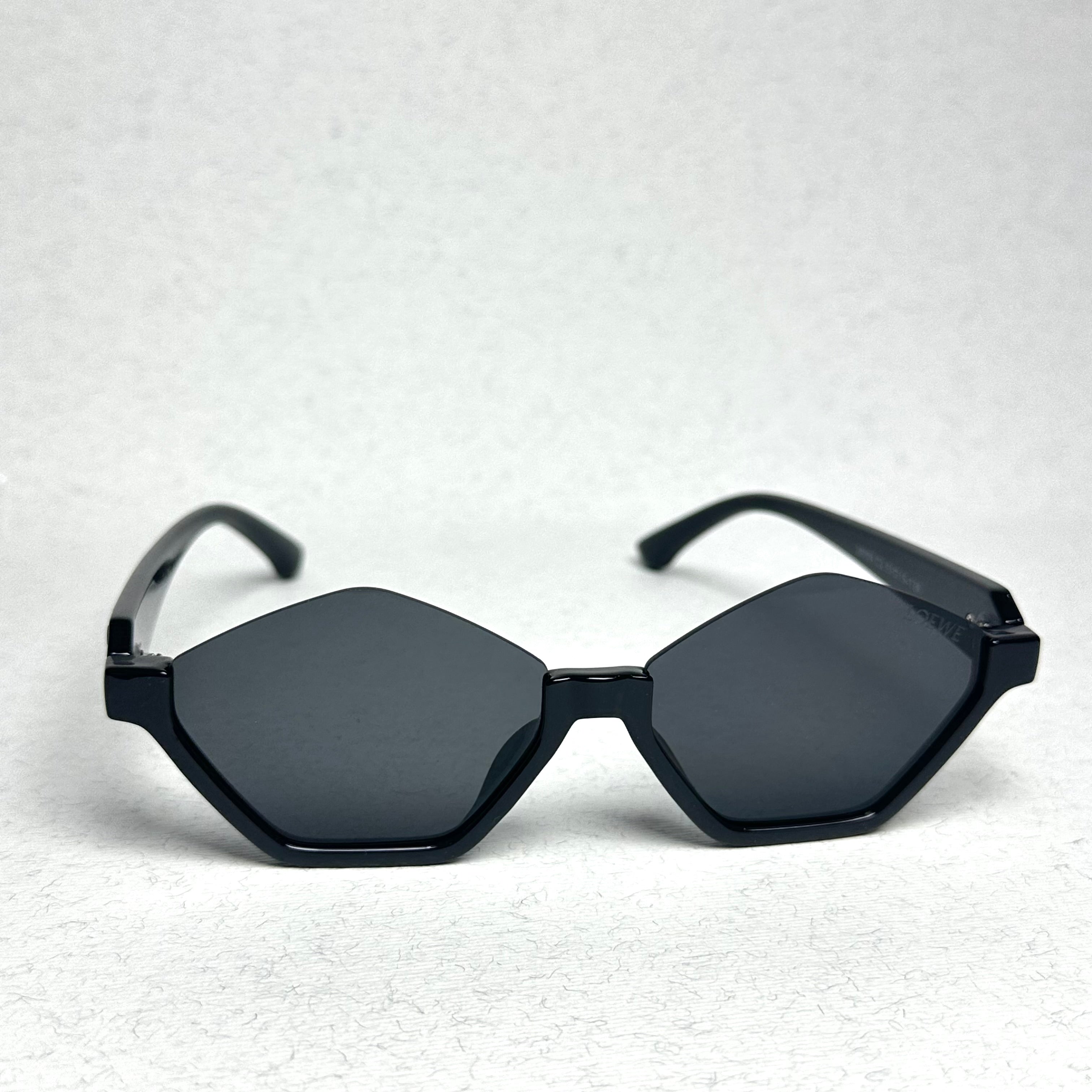 Loewe Black F-98