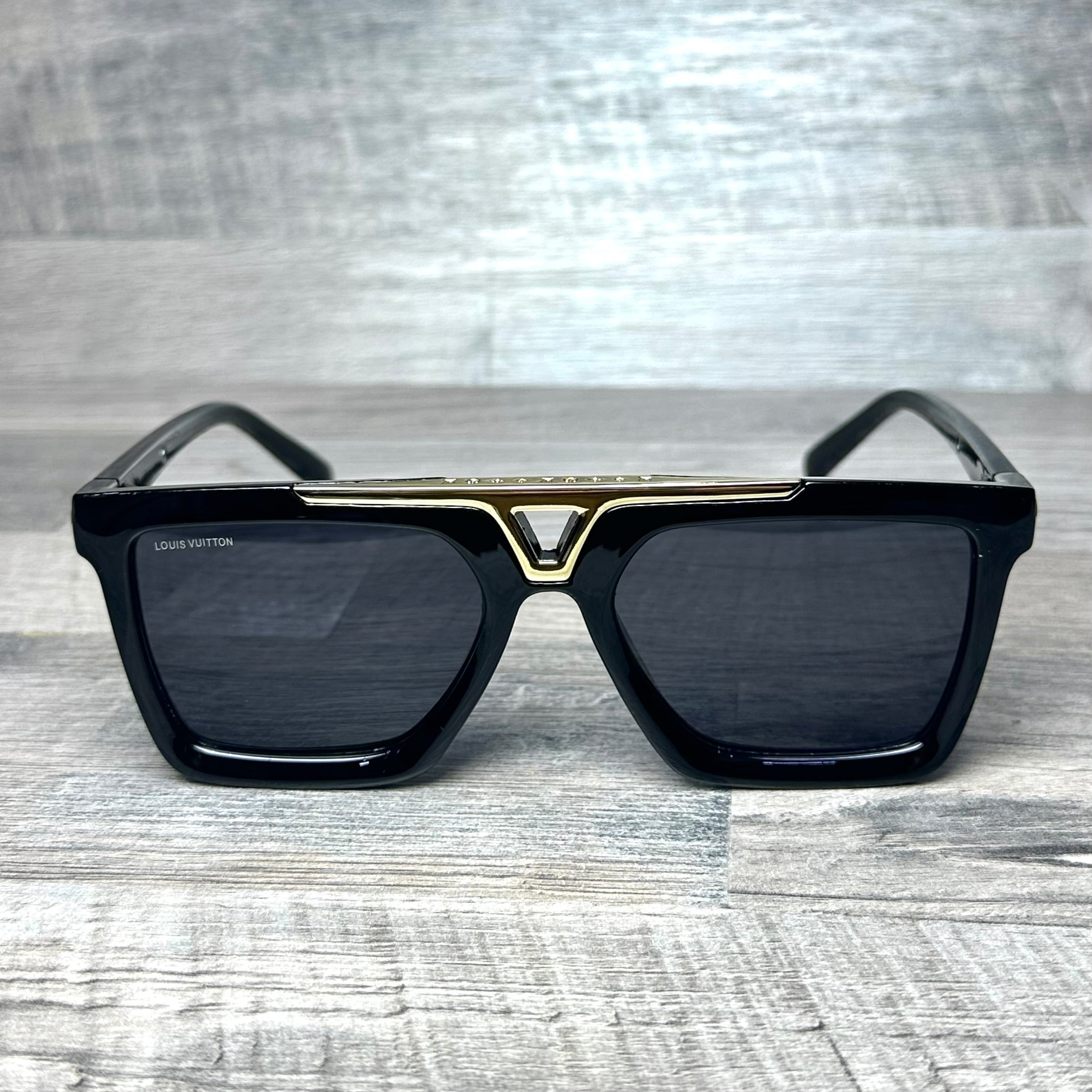 LV Millionaires Slim Gold G-13