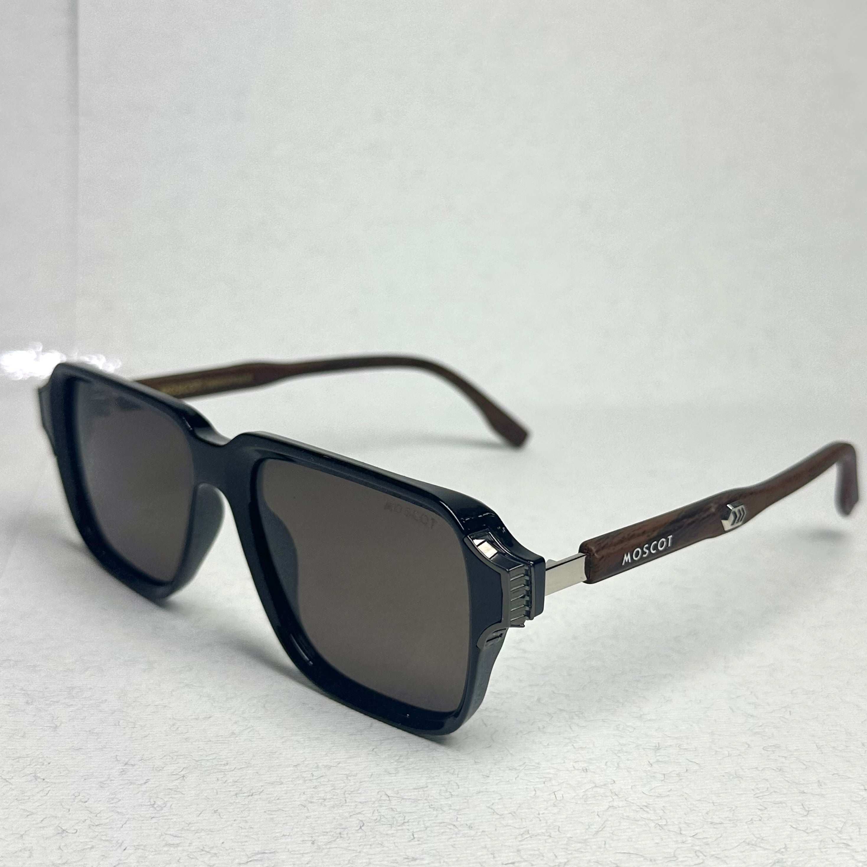 Moscot Black - 2026
