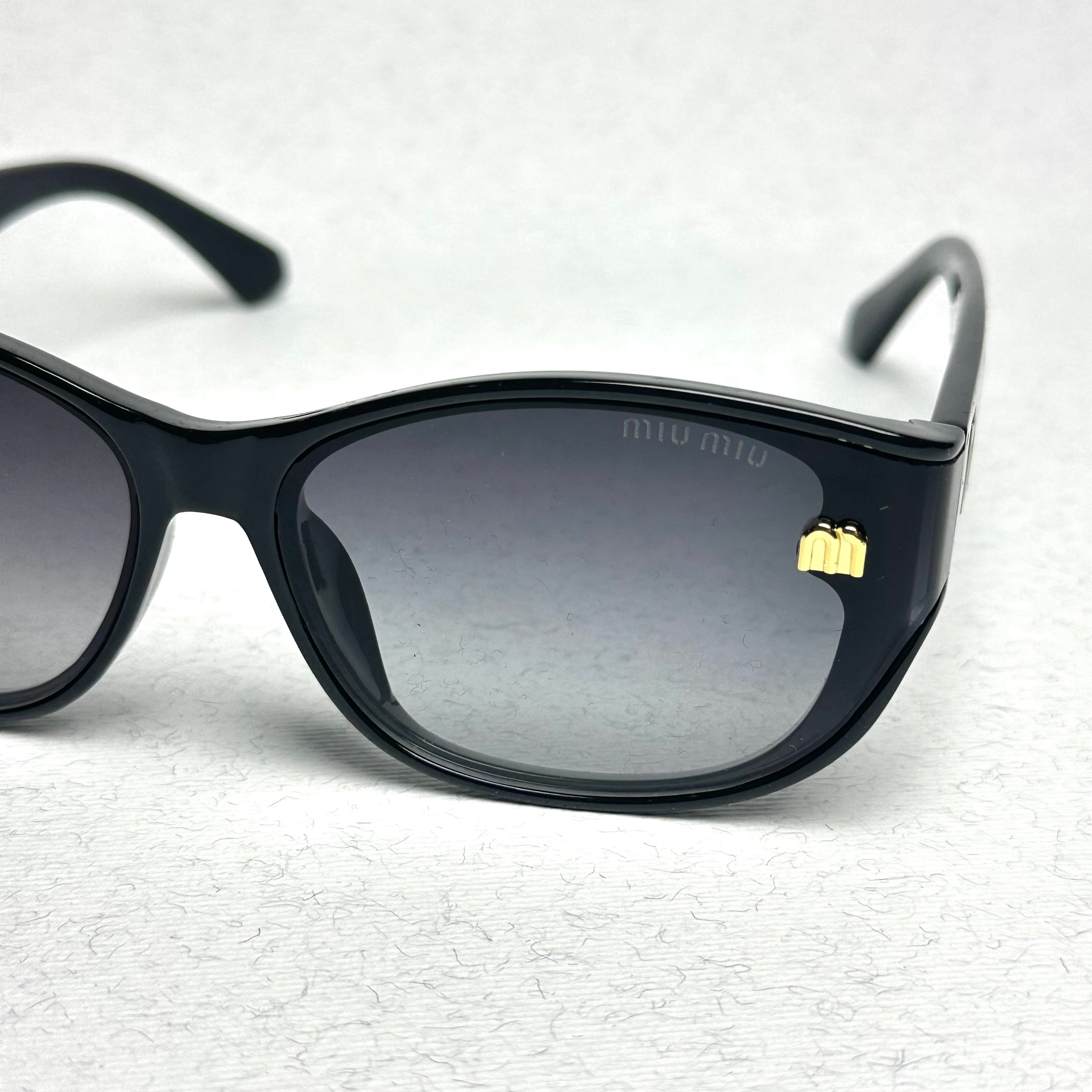 Miu Miu Black - Gold M22 2026