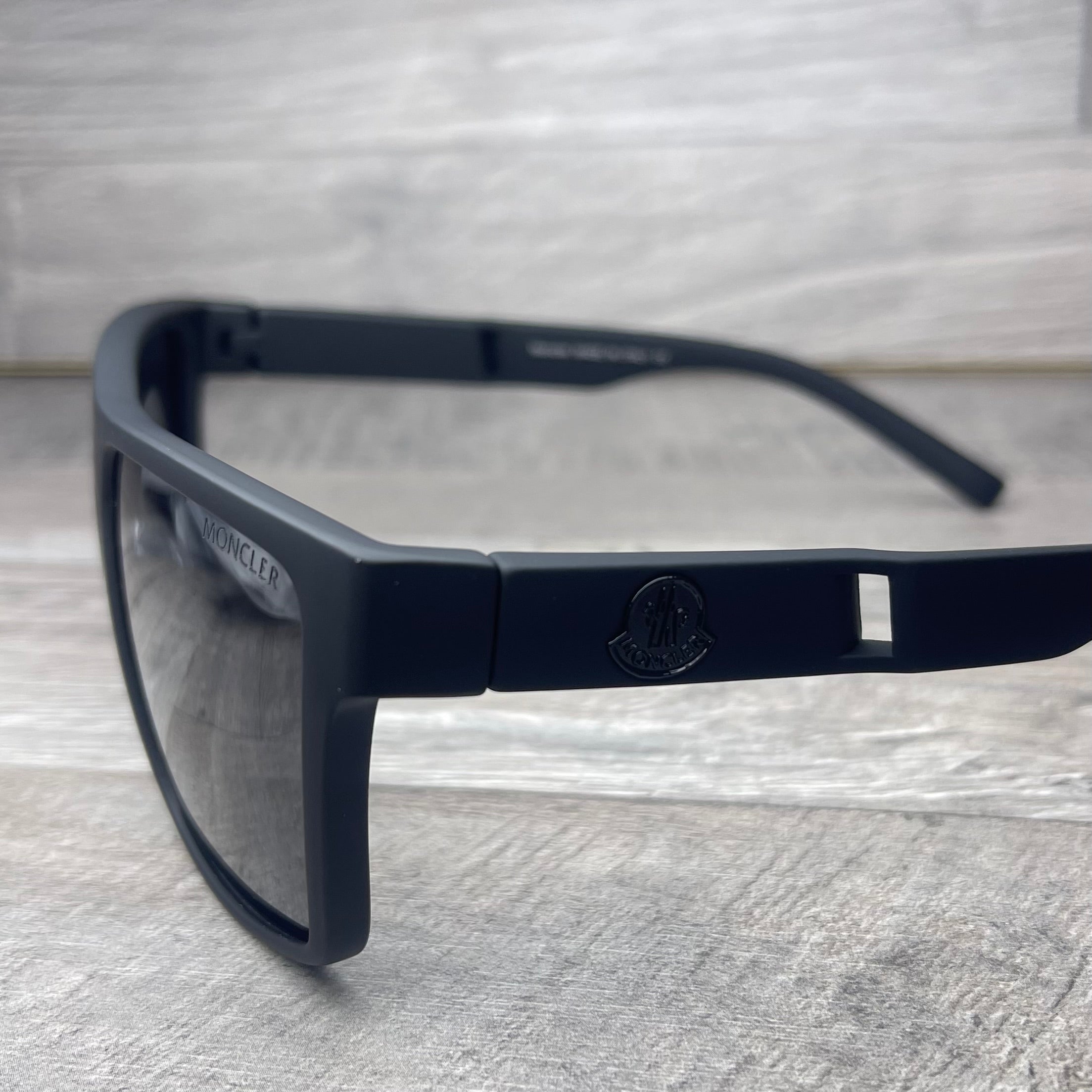 Moncler 100 - Black 2026